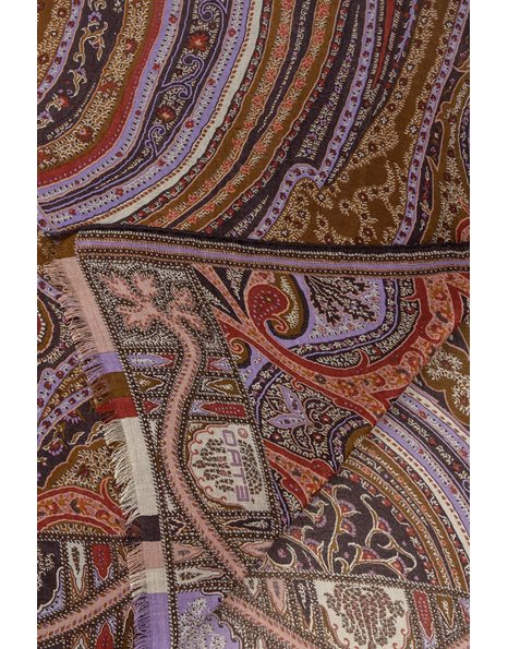 Multicoloured Scarf with Paisley Pattern