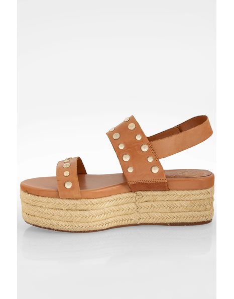 Tan Flatform Sandals with Studs / Size: 39.5 - Fit: True to Size