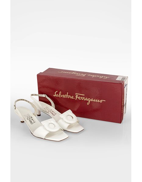 White Leather Sandals / Size: 37.5 - Fit: True to size