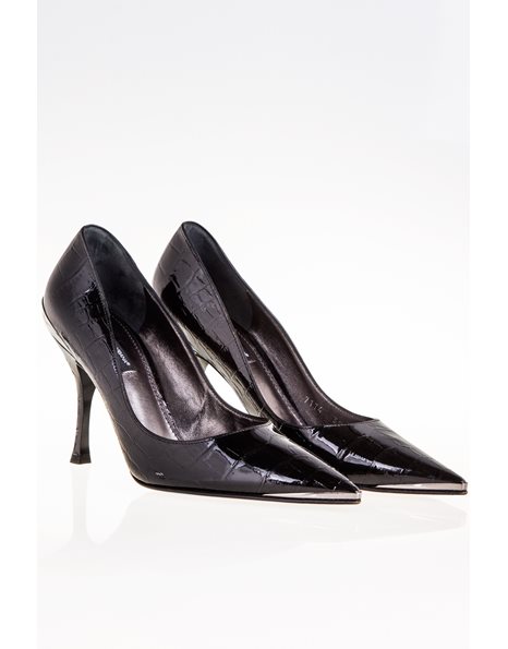 Black Patent Leather Pointed Toe Pumps / Size: 38.5 - Fit: True to size