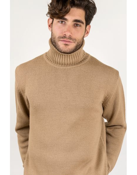 Beige Wool Knitted Turtleneck Sweater / Size: L - Fit: M