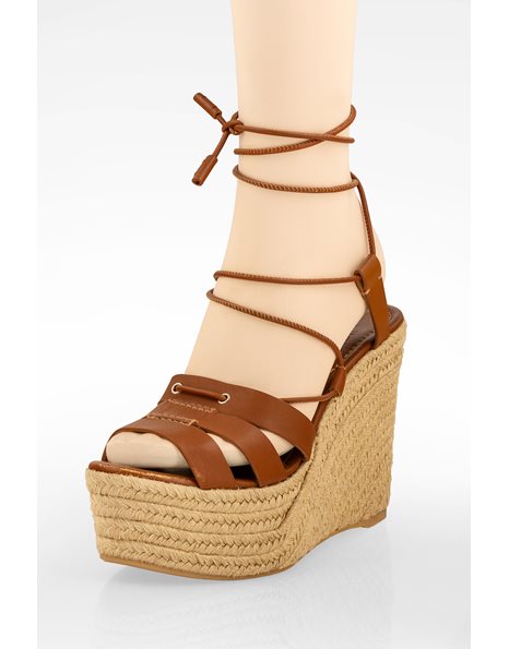 Tan Leather Platforms with Raffia / Size: 39 - Fit: 38.5
