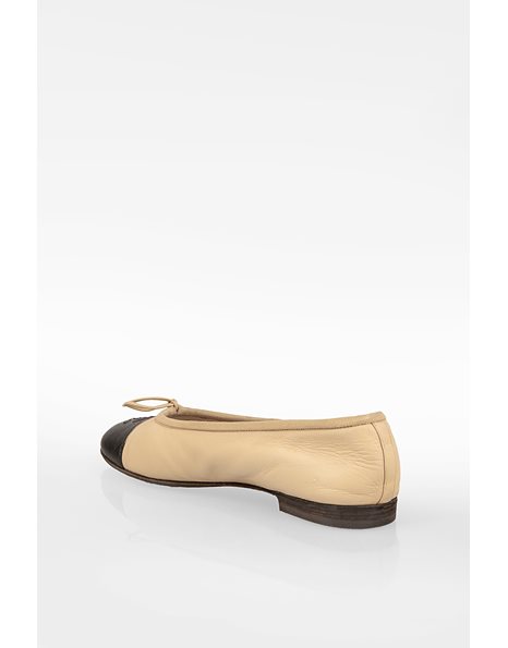 Classic Two Tone Leather Ballerinas / Size: 37 - Fit: True to size