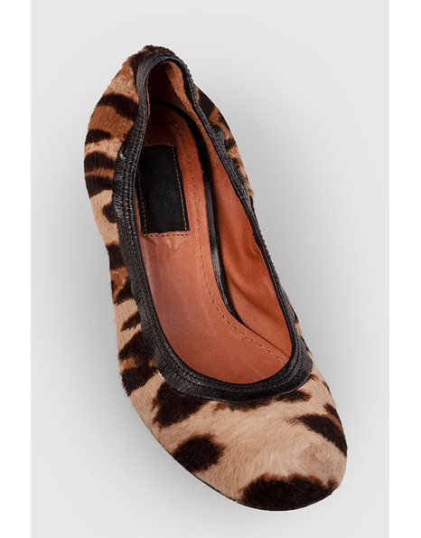 Animal Print Ponyskin Pumps with Black Leather Details / Size: 38.5 - Fit: True to Size
