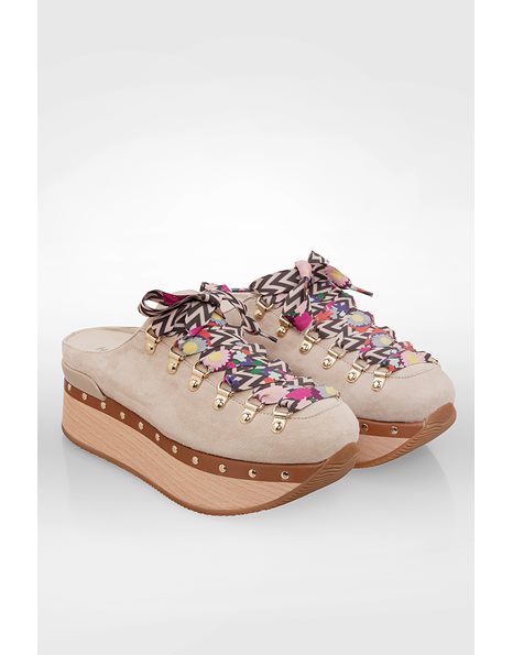 Beige Suede Clogs with Multicolored Laces / Size: 40 - Fit: Regular